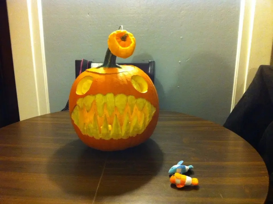 Angler Fish Jack-O-Lantern: A Spooky Delight!