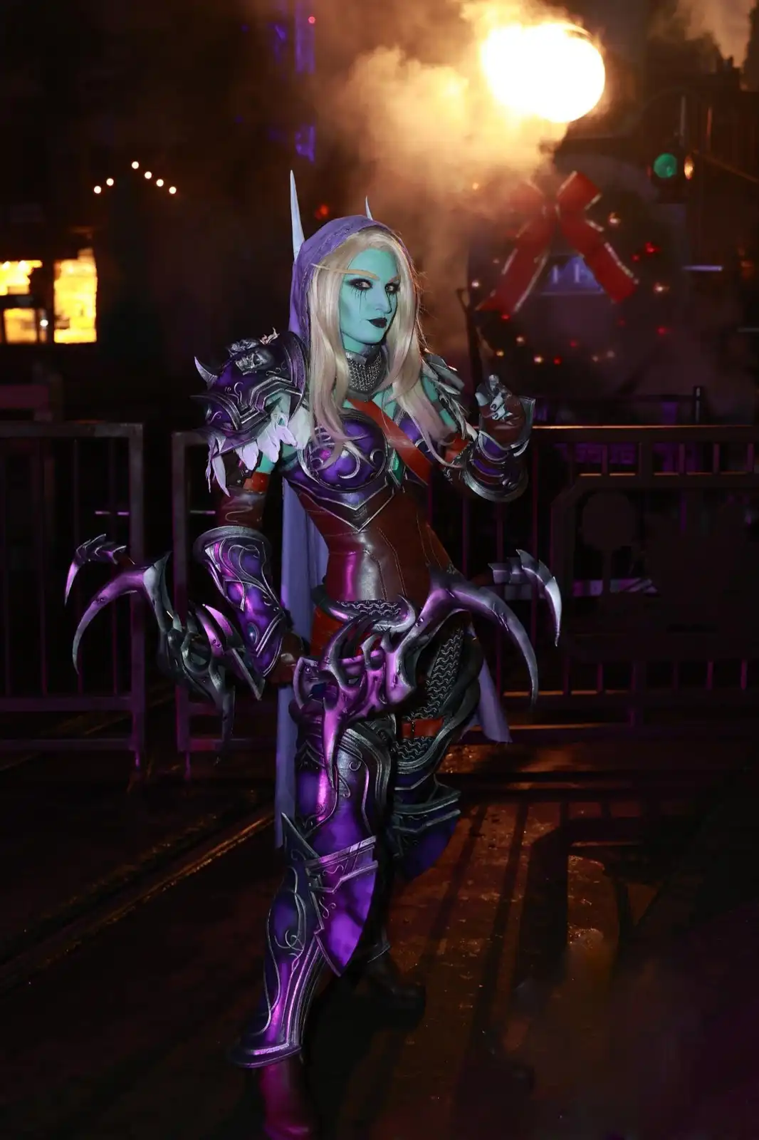 Epic Sylvanas Windrunner Cosplay from World of Warcraft
