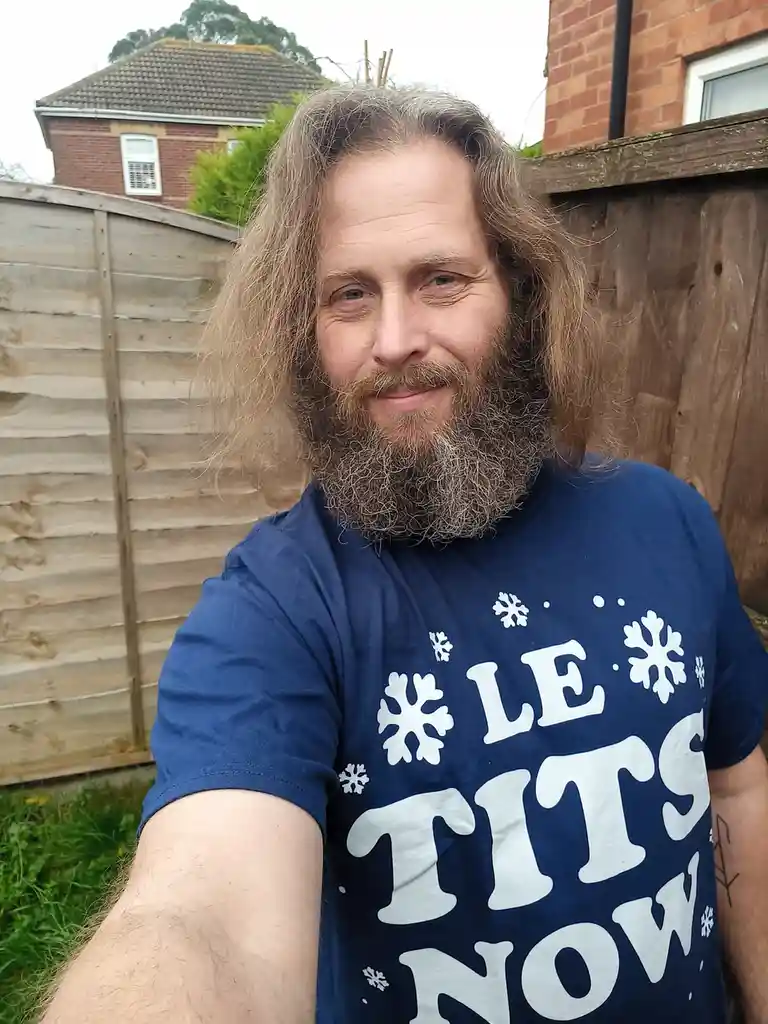 Sending Merry Christmas Wishes from Bournemouth, UK!