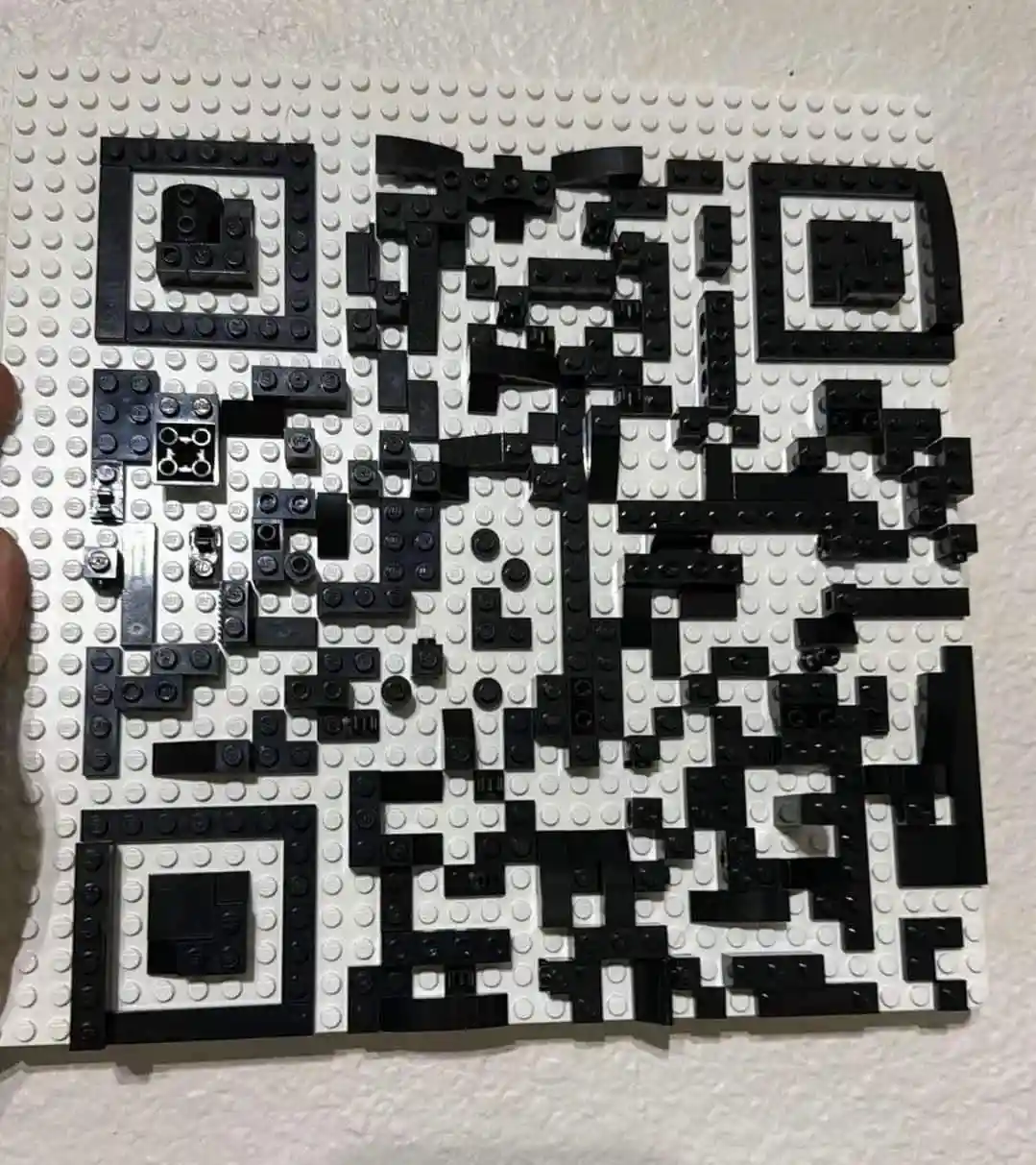 Creative Lego QR Code Design