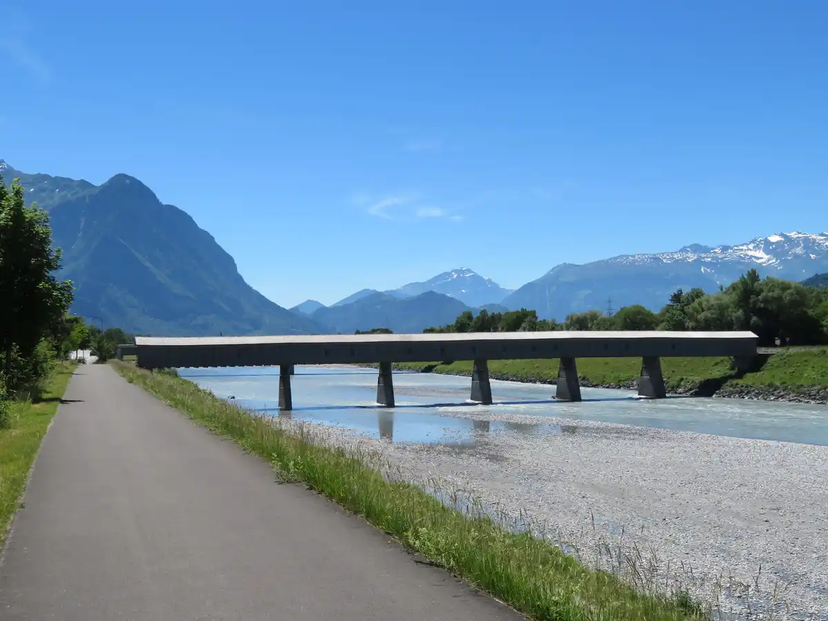 Exploring the Scenic Liechtenstein-Switzerland Border