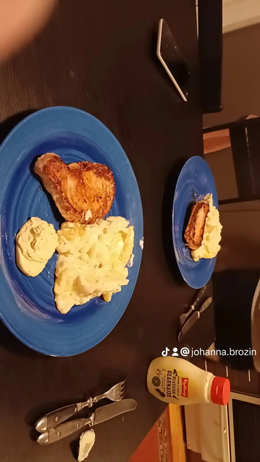 Enjoying a Cozy Dinner Date with My Boyfriend